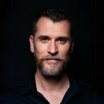 Leon Schelhase